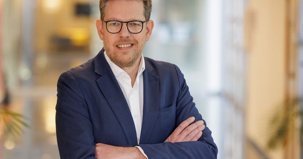 Πόσα θα παίρνει στο χώρο της μόδας ο πρώην CEO της Renault - εικόνα 1