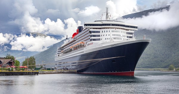 Mπαταρία ηλεκτρικού η πιθανή αιτία πυρκαγιάς σε φορτηγό πλοίο γεμάτο αυτοκίνητα (εικόνες) - εικόνα 1