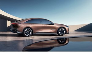 Ranger Rover Sport: Ένας gentleman στην καμπάνια του - εικόνα 7