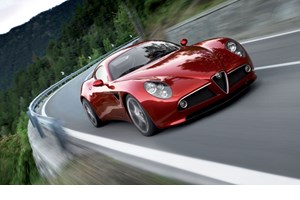 Αυτή είναι η νέα Alfa Romeo 33 Stradale ένα supercar 620 ίππων - εικόνα 9