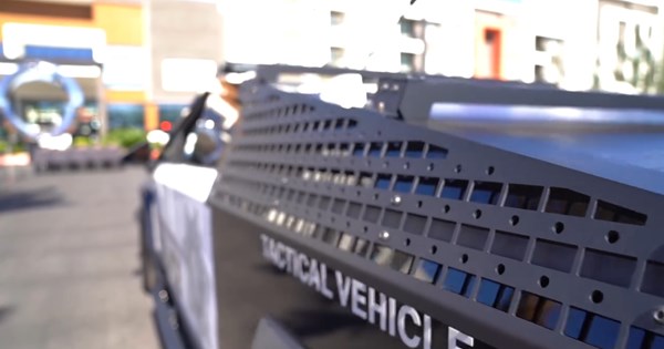 Ποιο εργοστάσιο φτιάχνει 4.000.000 αμαξώματα το χρόνο - εικόνα 6