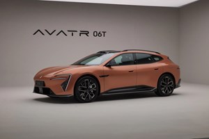 Στροφή της Peugeot στην πολυτέλεια μέσα από δύο νέα πρωτότυπα - εικόνα 6