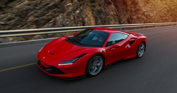 Ζευγάρι προκαλούσε τροχαία ατυχήματα για viral στο Youtube και ασφαλιστικές απάτες - εικόνα 2