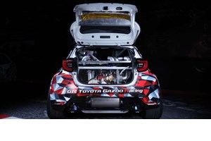 Απολαύστε δύο από τα καλύτερα supercars με κινητήρα V10 που φτιάχτηκαν ποτέ (video) - εικόνα 5