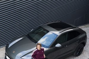 Teaser του Alpine A390-πότε θα παρουσιαστεί το 4θυρο ηλεκτρικό - εικόνα 5
