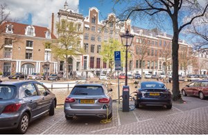 To Tesla Model 3 τον έσωσε από τις σφαίρες της Χαμάς (εικόνες) - εικόνα 4