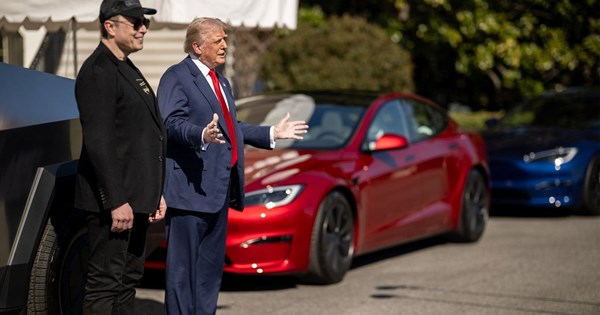 Tesla: Ανακοίνωσε βουτιά σε έσοδα και κέρδη-που βασίζει τις ελπίδες για ανάκαμψη - εικόνα 1
