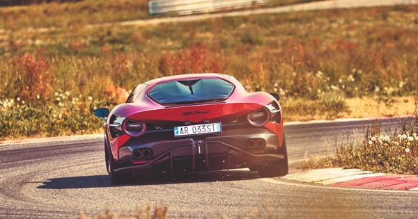 O τίτλος του ταχύτερου αμερικανικού αυτοκινήτου παραγωγής στο Nurburgring άλλαξε χέρια (video) - εικόνα 7