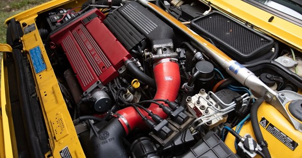 Ο Richard Hammond αποκαλύπτει την ηλεκτρική Porsche Cayenne - εικόνα 2