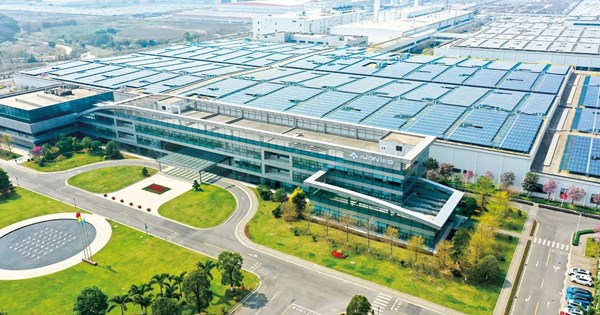 Θηριώδες pick-up "καβάλησε" Lamborghini-δεν την είδε ποτέ (video) - εικόνα 4