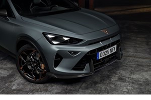 Αυτή είναι η ειδική έκδοση του Cupra Leon με αγωνιστικό dna και αφαιρούμενα καθίσματα - εικόνα 1