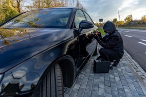 Αυτή τη δημοπρασία θα λατρέψει κάθε φίλος της Mercedes - εικόνα 10