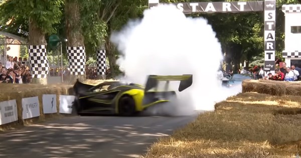 Πρεμιέρα για την Mercedes-AMG GT 63 Pro 4Matic+ (video) - εικόνα 5