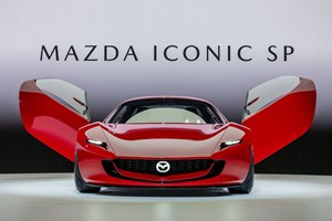 Αυτό είναι το απόλυτο Mazda RX-7 και βγαίνει στο σφυρί (εικόνες) - εικόνα 1
