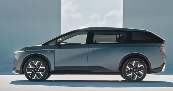 Ποια φίρμα αυτοκινήτων δίνει στην Ελλάδα 12 χρόνια εγγύηση και 1.000 ευρώ έκπτωση - εικόνα 5