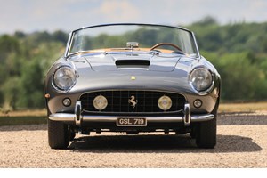 Αυτή είναι η πανέμορφη ειδική έκδοση της Maserati MCPura που έκλεψε την παράσταση στο St. Moritz - εικόνα 1