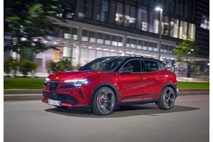Έρχεται η τετρακίνητη ηλεκτρική Alfa Romeo Junior - εικόνα 1