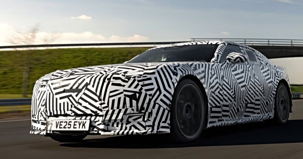 Ευρωπαϊκό muscle car επιστρέφει μετά από δεκαετίες και δείχνει εντυπωσιακό - εικόνα 4