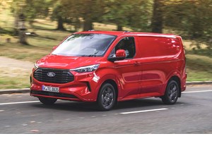 Το πιο δημοφιλές van ενός τόνου της Ευρώπης απέκτησε ηλεκτρική έκδοση - εικόνα 6