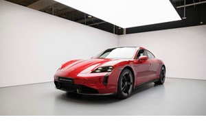 Η Porsche και η Pantone έφτιαξαν ένα χρώμα που λέγεται Turbonite-ποια μοντέλα θα το έχουν - εικόνα 4