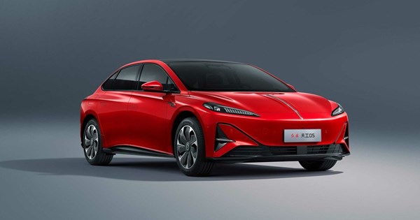 Δείτε και κυρίως ακούστε την απίθανη Porsche 911 της Singer (video) - εικόνα 6