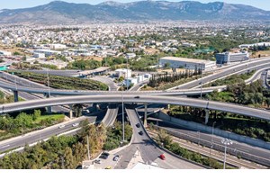 Η Kim Kardashian αγόρασε Cybertruck και του άλλαξε χρώμα - εικόνα 5