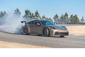 Video νέα Porsche 911 S/T: Στο τιμόνι της κορυφαίας 911 όλων των εποχών - εικόνα 5