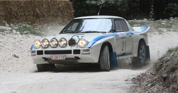 Οδηγώντας 5+1 σχεδόν αγωνιστικά αυτοκίνητα που άφησαν εποχή - εικόνα 12