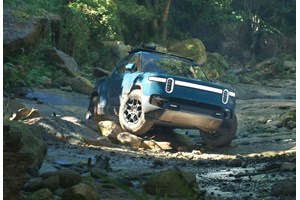 Ούτε ο τυφώνας Helene δεν σταματά το Rivian R1T (video) - εικόνα 1