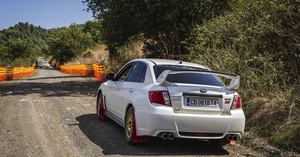 Το restomod R17 έχει την υπογραφή της Renault - εικόνα 7