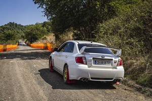 Το restomod R17 έχει την υπογραφή της Renault - εικόνα 7