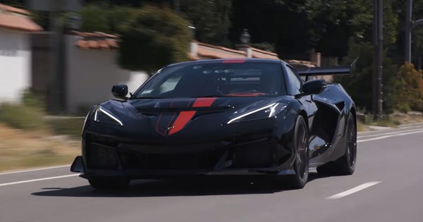 Ο Jay Leno παρέλαβε την Corvette ZR1X και είναι ενθουσιασμένος (video)