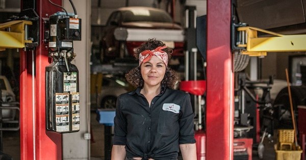 H γυναίκα που κατέρριψε το ρεκόρ επιτάχυνσης της F1 - εικόνα 5