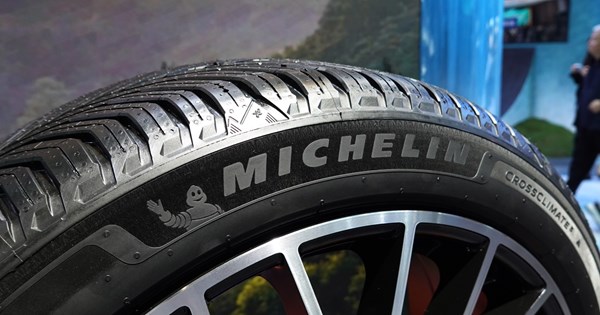 Η Aston Martin Valhalla δεν έχει όπισθεν-δείτε πώς κινείται προς τα πίσω - εικόνα 7