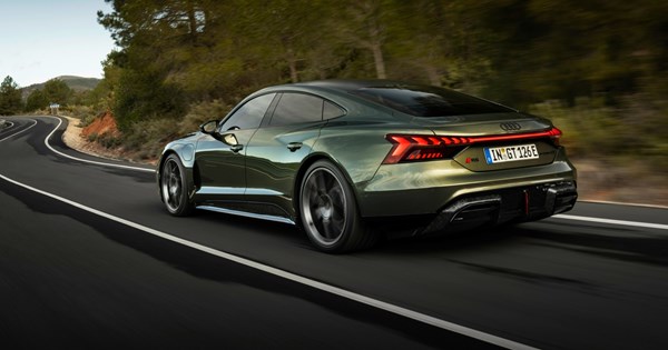 Νέο Audi RS Q8 performance: 'Εχει τον πιο ισχυρό κινητήρα που έφτιαξε ποτέ η φίρμα - εικόνα 2