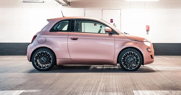 Γιατί ο επικεφαλής της Stellantis αποθεώνει την επιτάχυνση των ηλεκτρικών - εικόνα 4