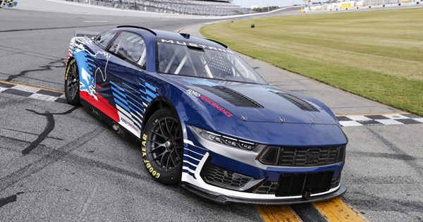 Μόλις 99 ζευγάρια των Adidas X Crazyfast Bugatti βγαίνουν σε δημοπρασία - εικόνα 9