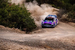 Το πιο "άγριο" Toyota Prius είναι το εορταστικό για τα 100 χρόνια του Le Mans - εικόνα 5