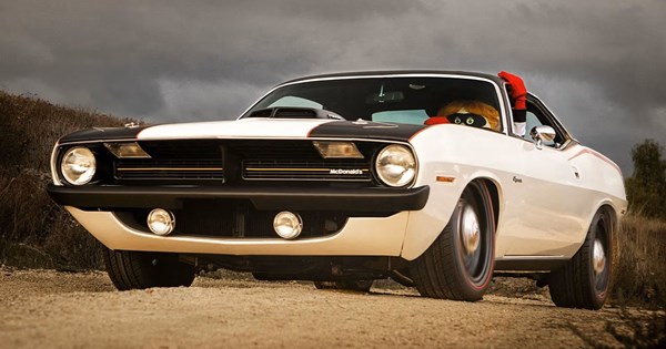 Video: Οδηγούμε το τελευταίο Dodge Challenger V8 - εικόνα 4