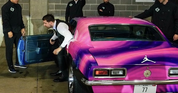 Σε δημοπρασία η Chevrolet Camaro από τη συλλογή του Paul Walker - εικόνα 1
