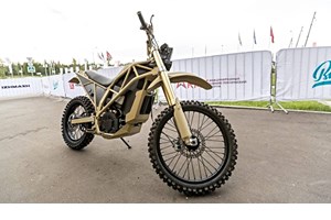 Δείτε το μοναδικό Fiat Topolino με την υπογραφή του Romero Britto - εικόνα 7