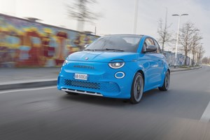 Το ηλεκτρικό Abarth 600e θα έχει 240 ίππους και ήχο - εικόνα 1