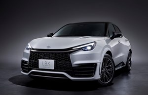 Ο λόγος που η Toyota δεν θα αλλάξει πολύ το επόμενο RAV4 - εικόνα 3