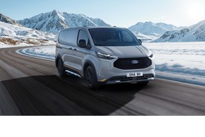 Οι απίθανες εκδόσεις του Ford Transit στα 60 χρόνια ιστορίας του - εικόνα 1