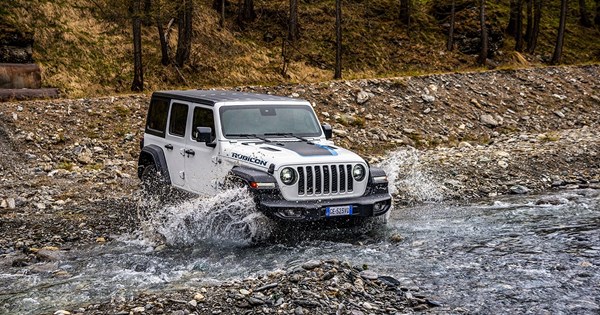 Νέες εκδόσεις North Star για Jeep Renegade και Compass - εικόνα 1