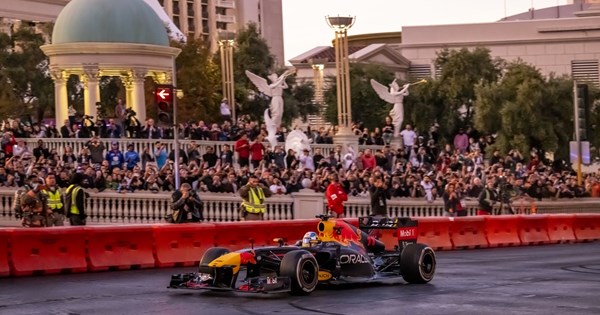 Έχεις μαγαζί με θέα στην πίστα F1 του Λας Βέγκας; Ετοιμάσου να πληρώσεις - εικόνα 1