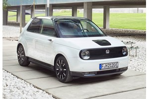 Η Toyota έφτιαξε GR Yaris με κινητήρα στο κέντρο (video) - εικόνα 4