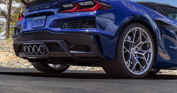 Επίσημο: Δείτε την Mustang GTD Competition να διαλύει τον χρόνο της Corvette ZR1X στο Nurburgring - εικόνα 8