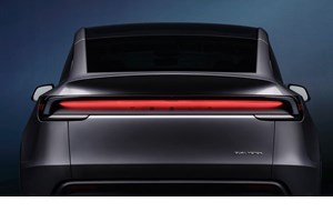 Ο Τραμπ έκανε μίνι έκθεση από Tesla στον Λευκό Οίκο και αγόρασε ένα Tesla Model S - εικόνα 2