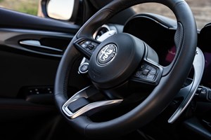 Δείτε τις συλλεκτικές Alfa Romeo 4C Collezione GT "Nicola Larini" - εικόνα 11